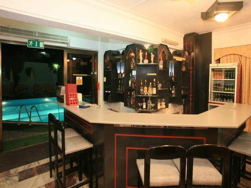Saturn Hotel Kusadası Exteriör bild