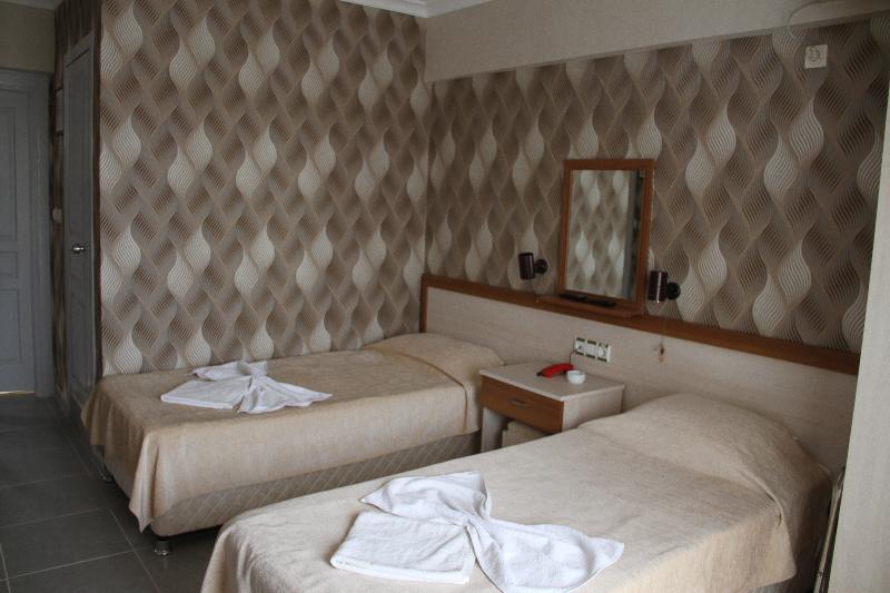 Saturn Hotel Kusadası Exteriör bild