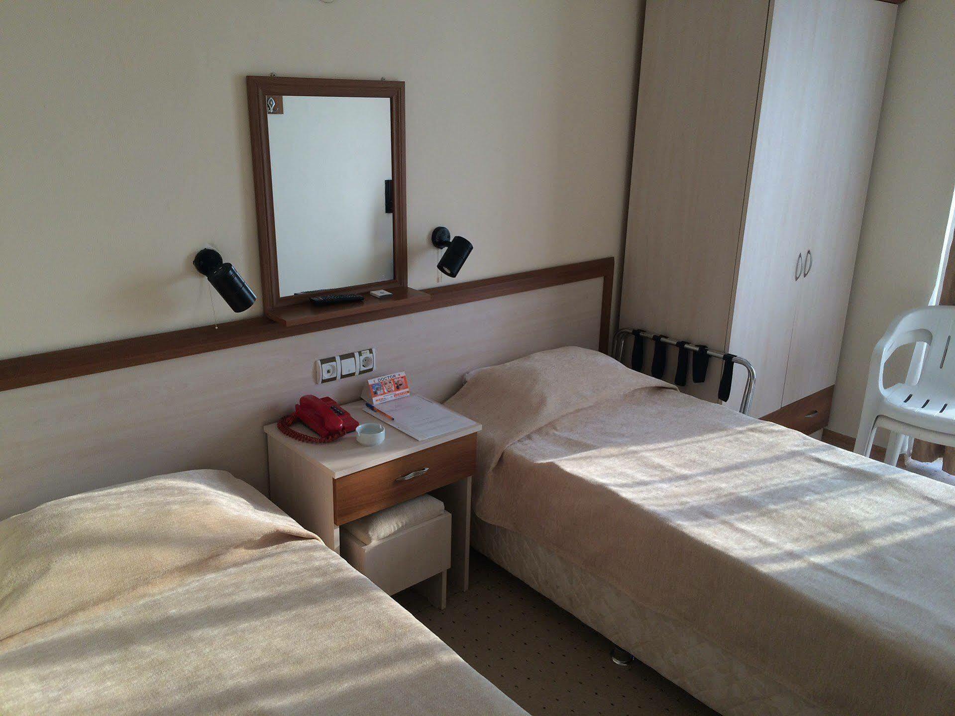 Saturn Hotel Kusadası Exteriör bild