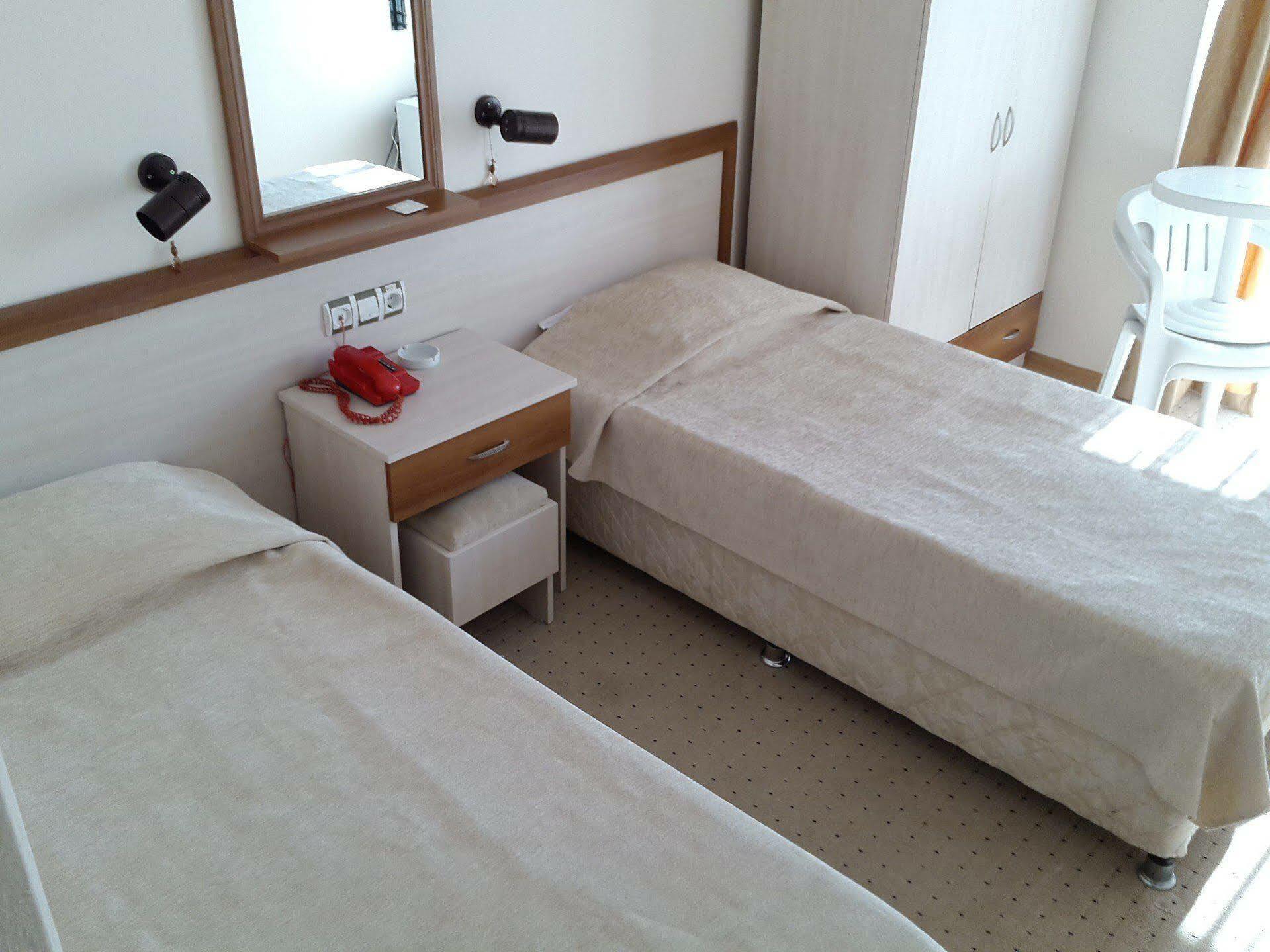Saturn Hotel Kusadası Exteriör bild