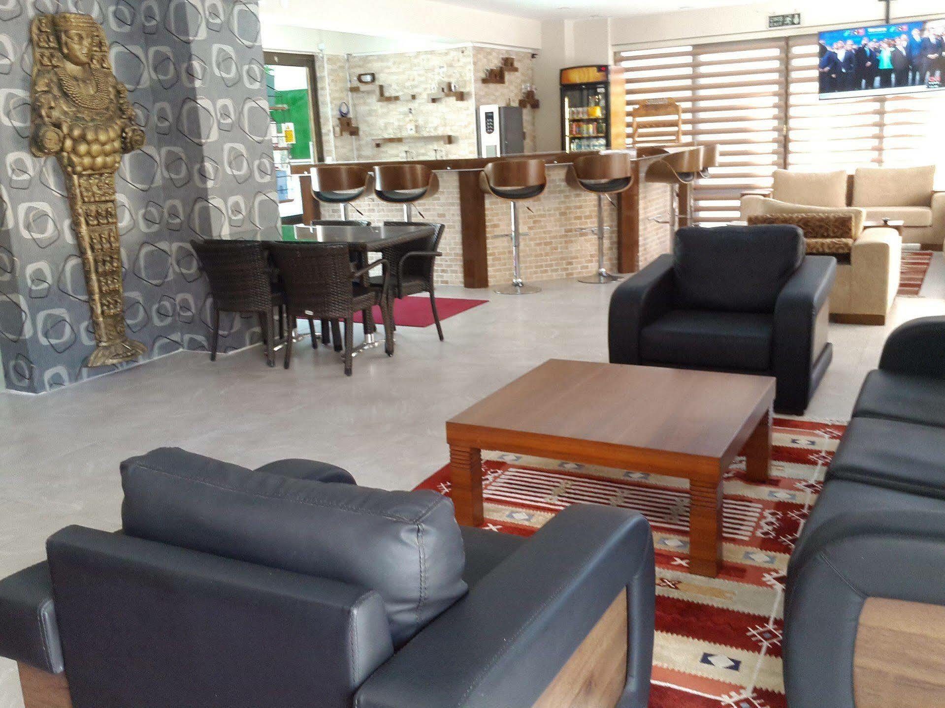 Saturn Hotel Kusadası Exteriör bild